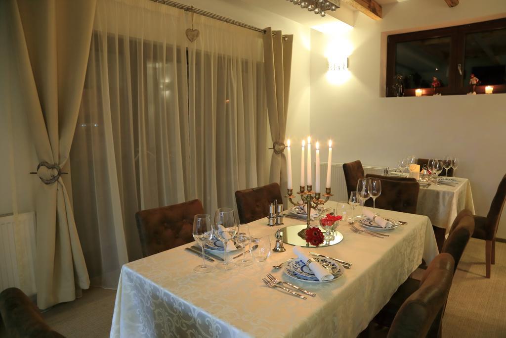 La Monitori Otel Sinaia Dış mekan fotoğraf